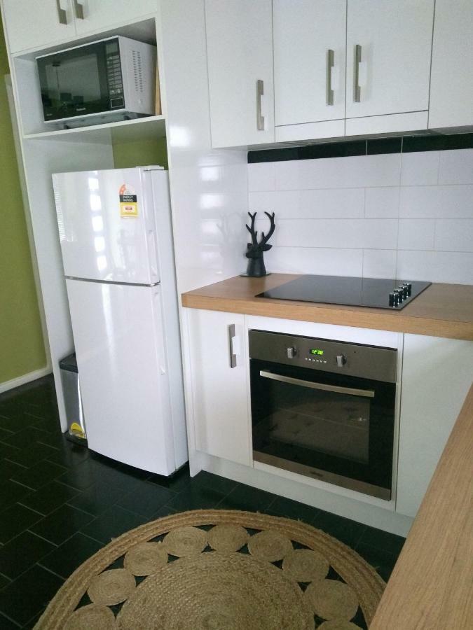 Kindred Studio Apartments Leeton Extérieur photo