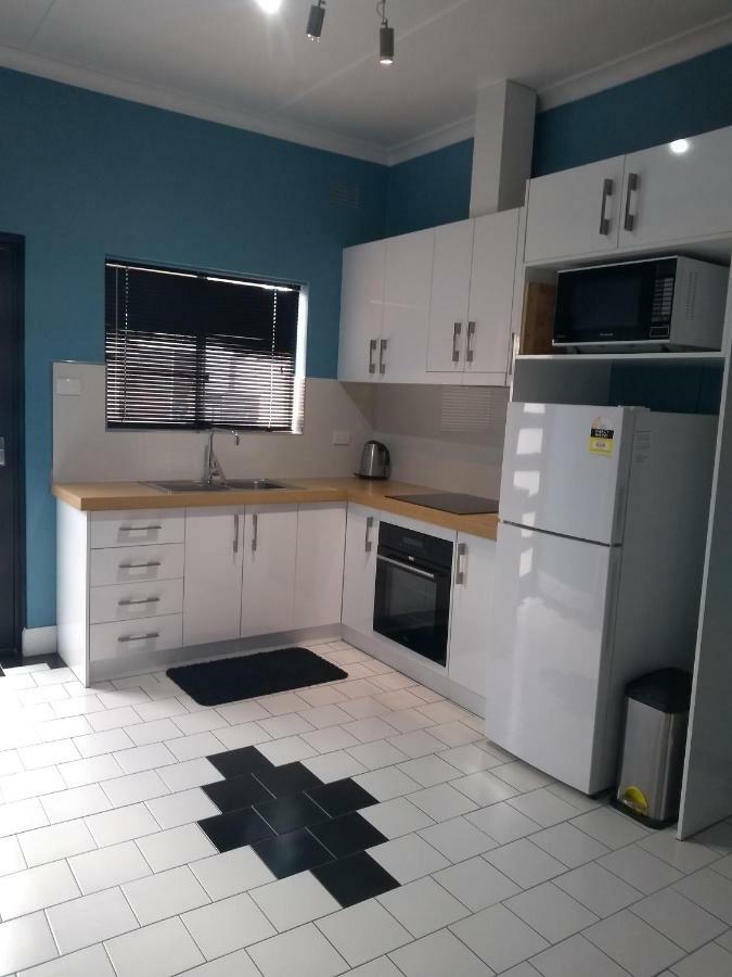 Kindred Studio Apartments Leeton Extérieur photo
